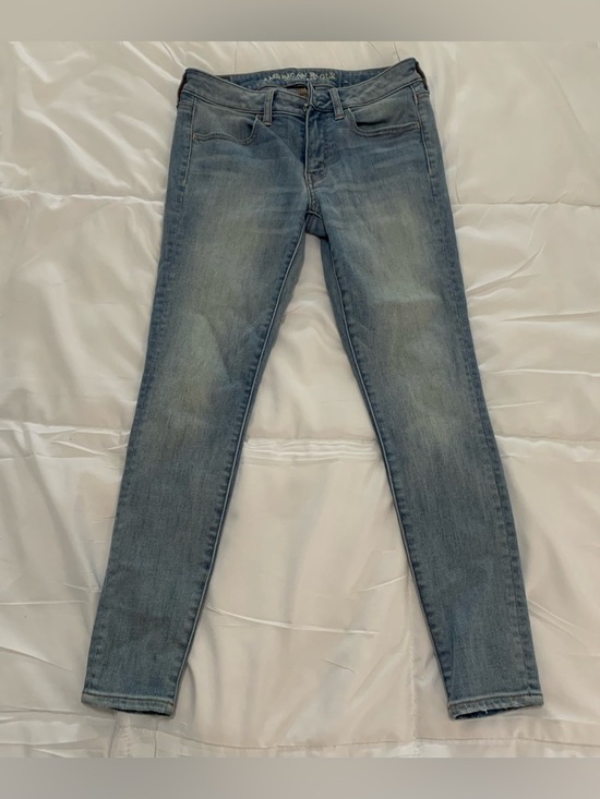 Denim - Preloved American Eagle Sz 6 Short Jeans